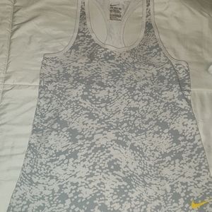 Nike drifit workout